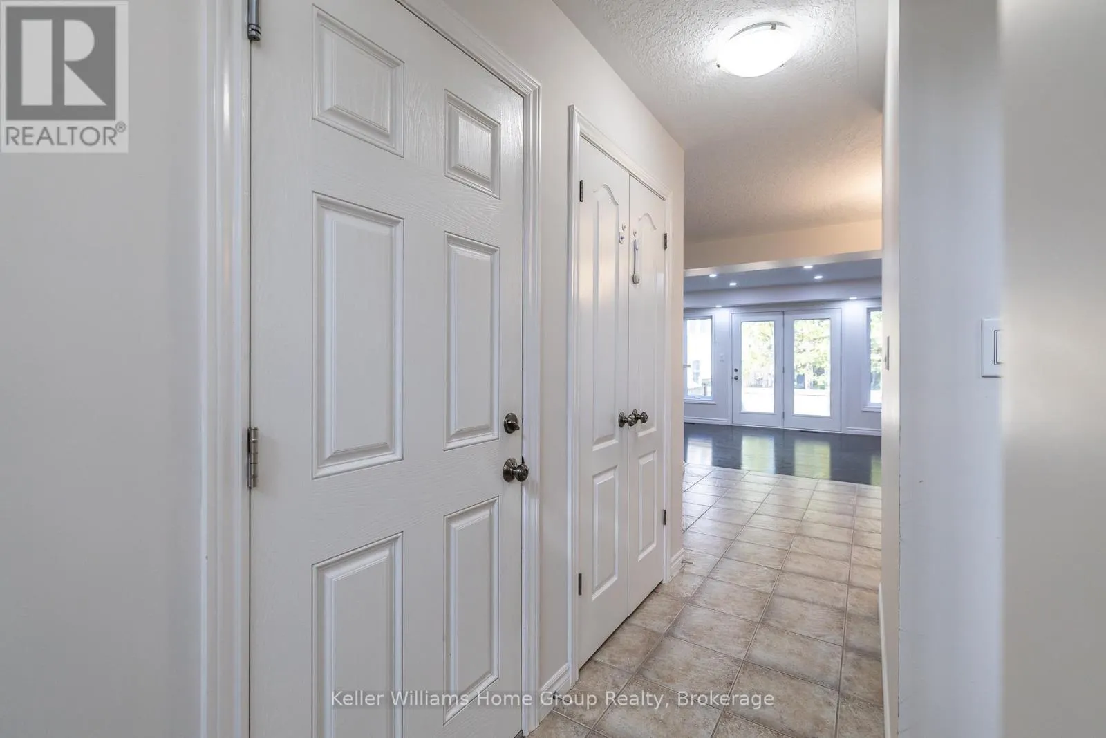 35 AMSTERDAM CRES