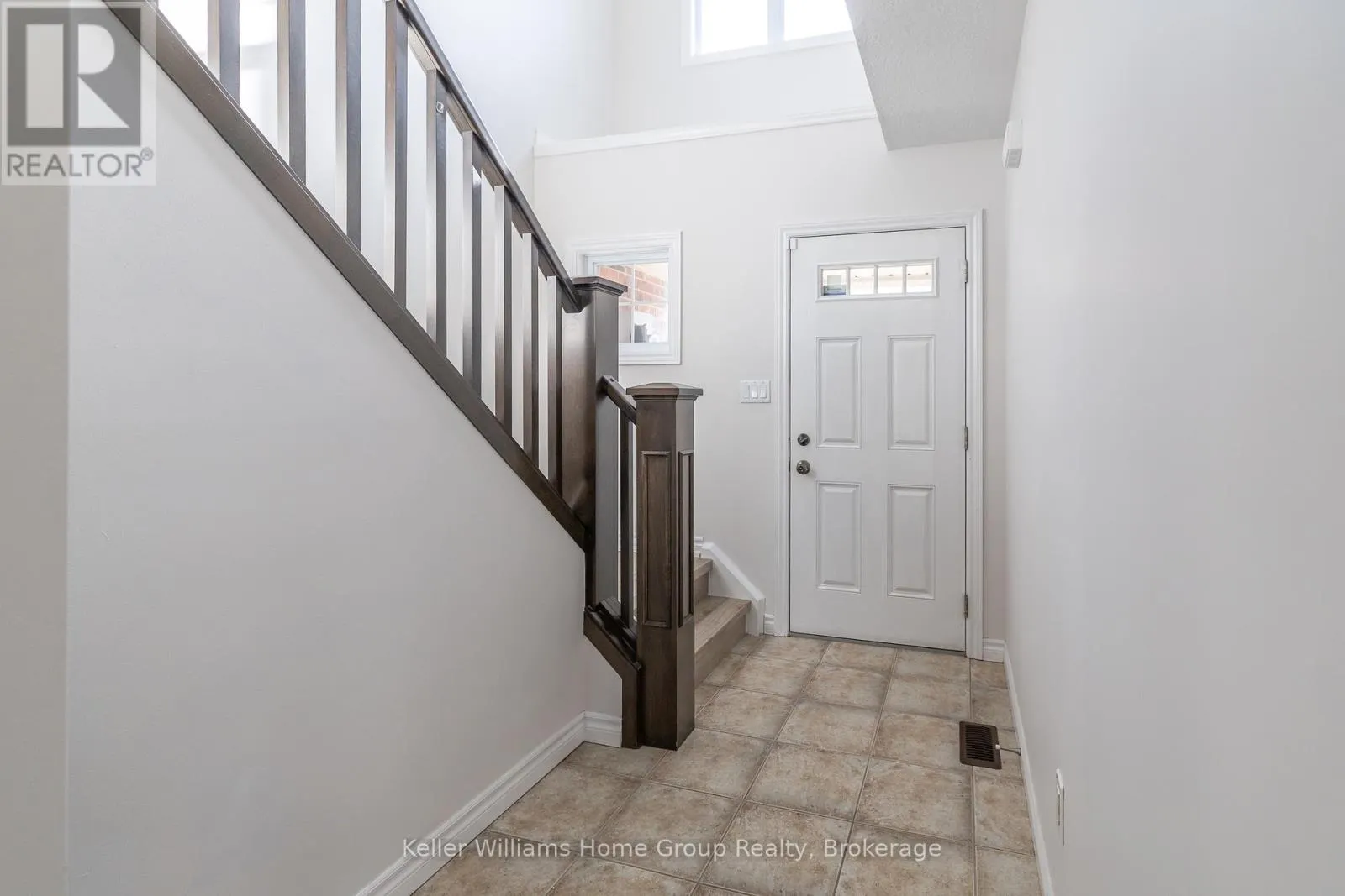 35 AMSTERDAM CRES