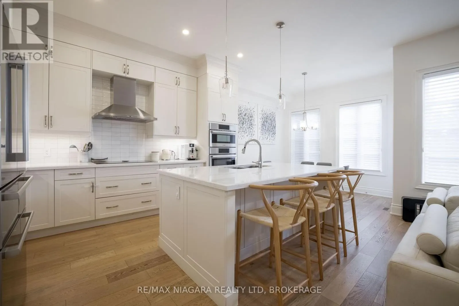 15 ARBOURVALE COMMON