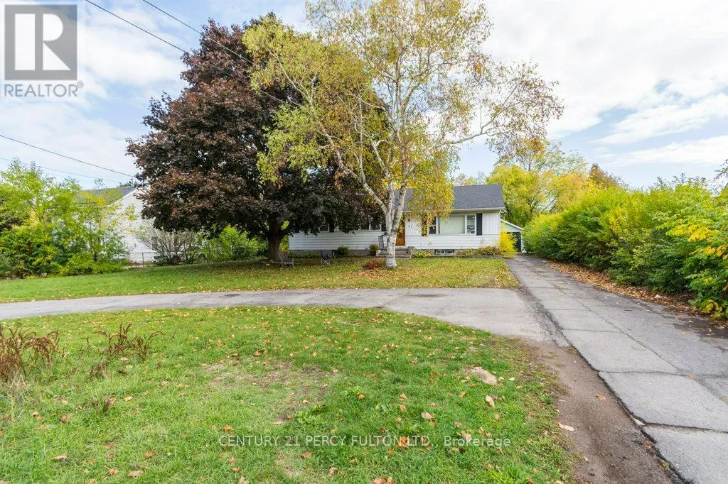 MAIN - 71 PRINCE OF WALES DRIVE