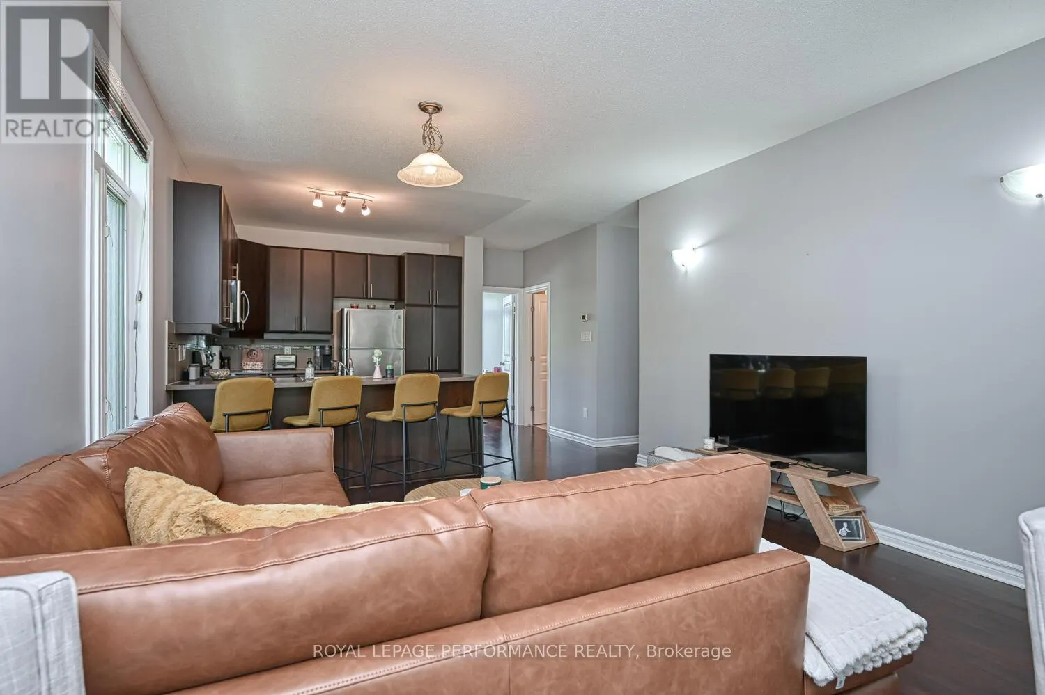 1 - 76 STONEHAVEN DRIVE