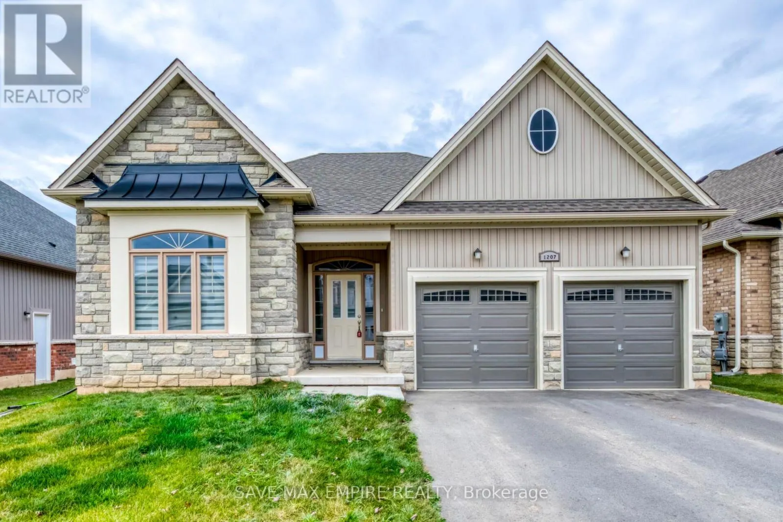 1207 GREEN ACRES DRIVE