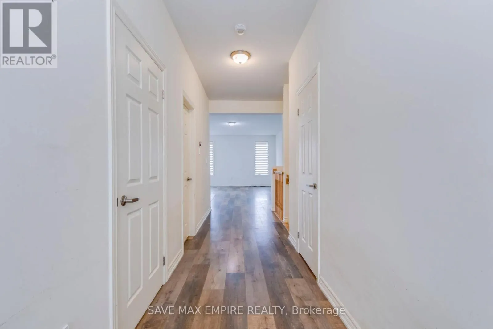 1207 GREEN ACRES DRIVE