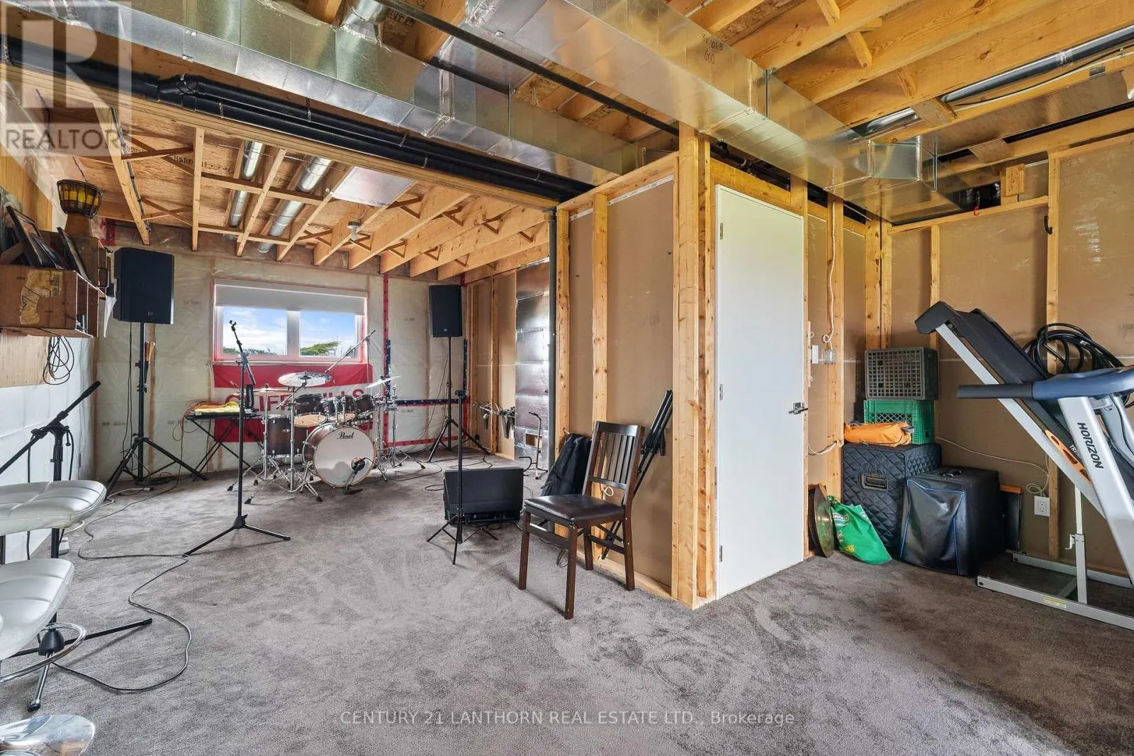 32 STINSON BLOCK ROAD