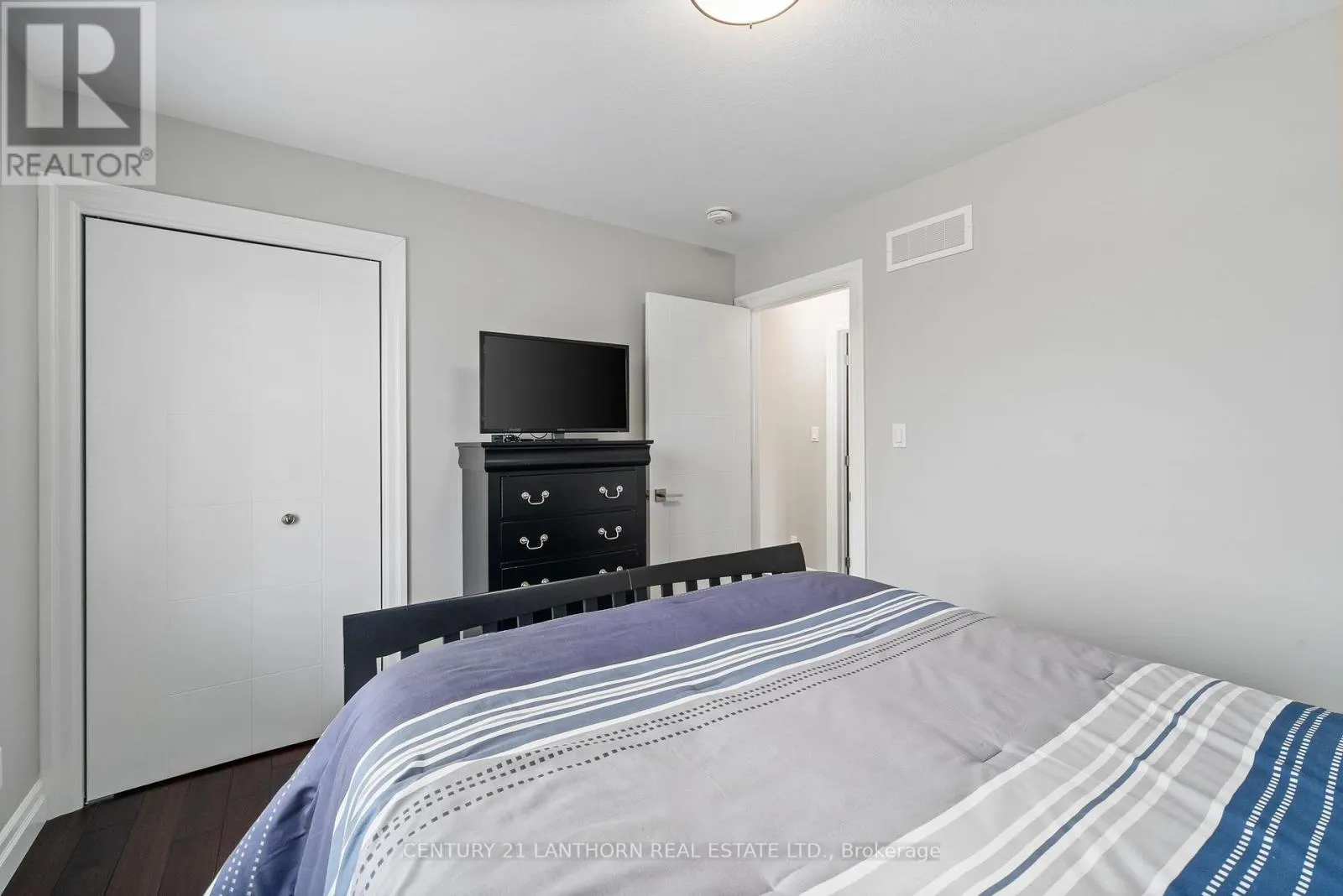 32 STINSON BLOCK ROAD