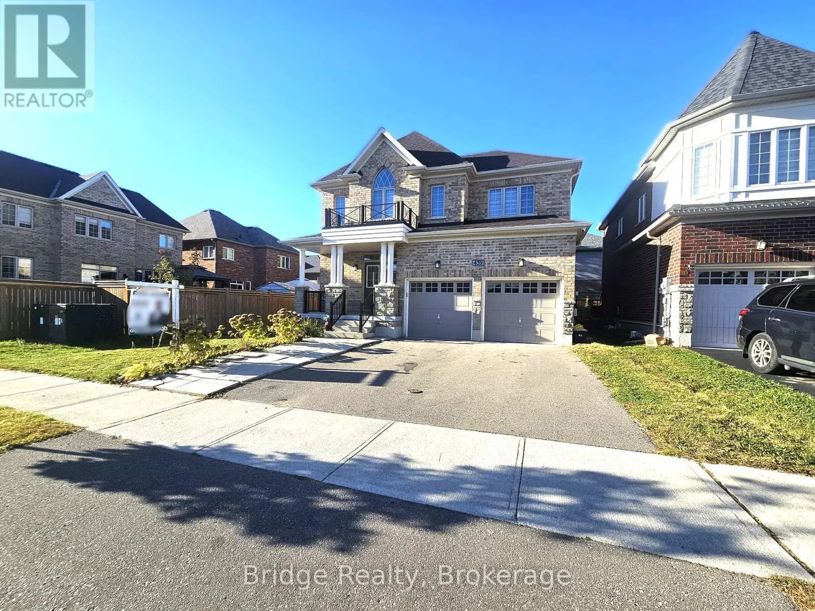 459 THOMPSON STREET