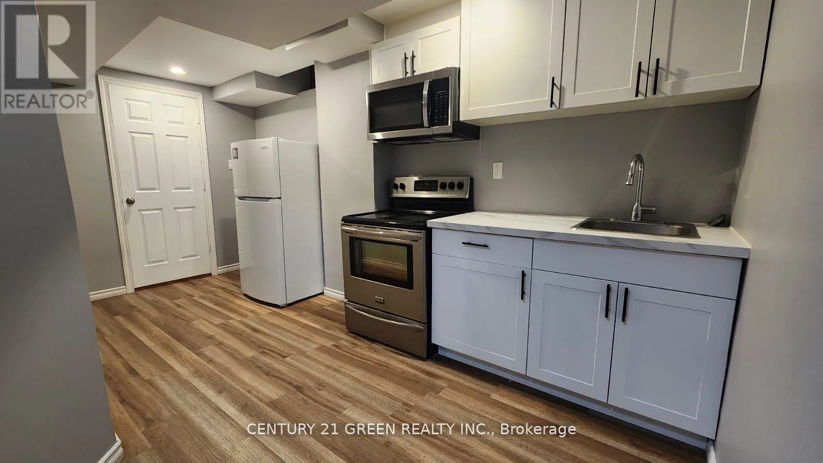 BSMT - 7977 HACKBERRY TRAIL