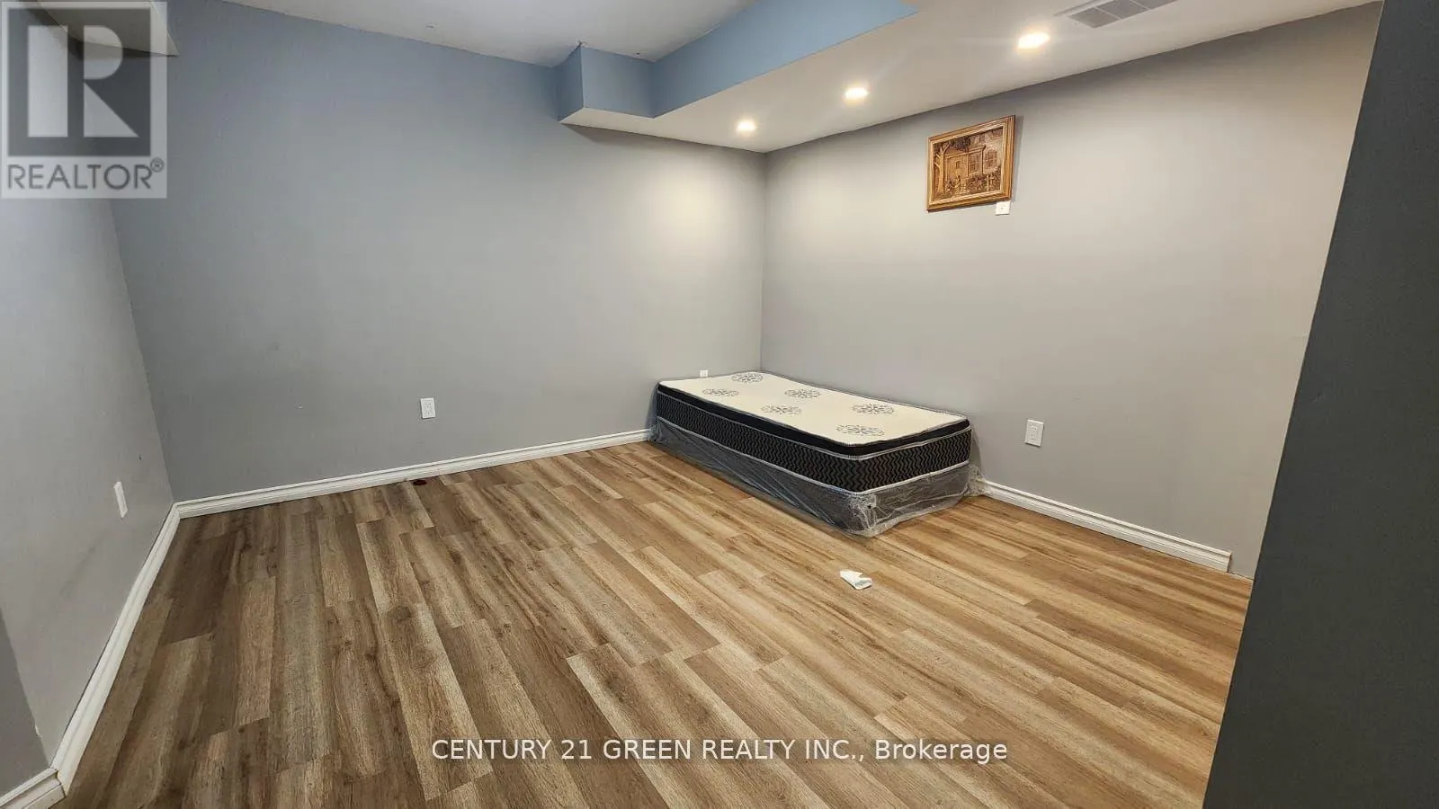 BSMT - 7977 HACKBERRY TRAIL