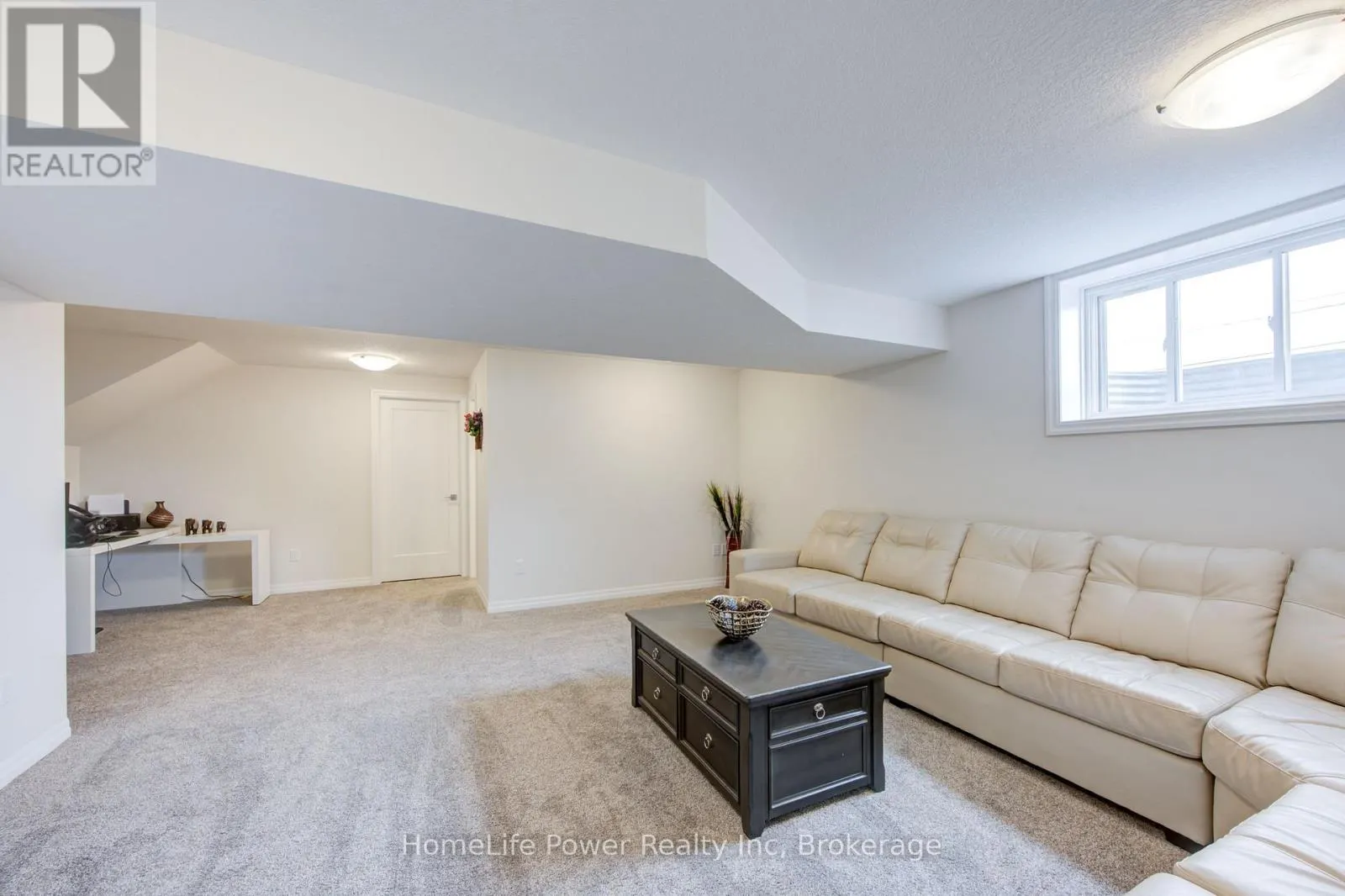 4 BRAUN AVENUE