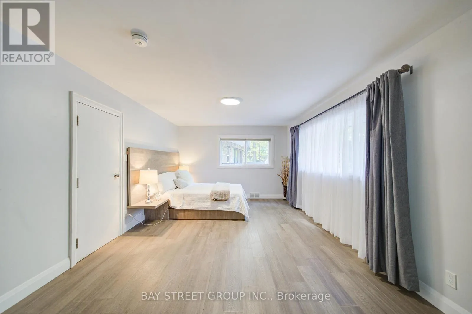 14874 NIAGARA RIVER PARKWAY