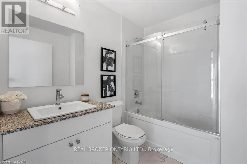 2405 - 60 CHARLES STREET W