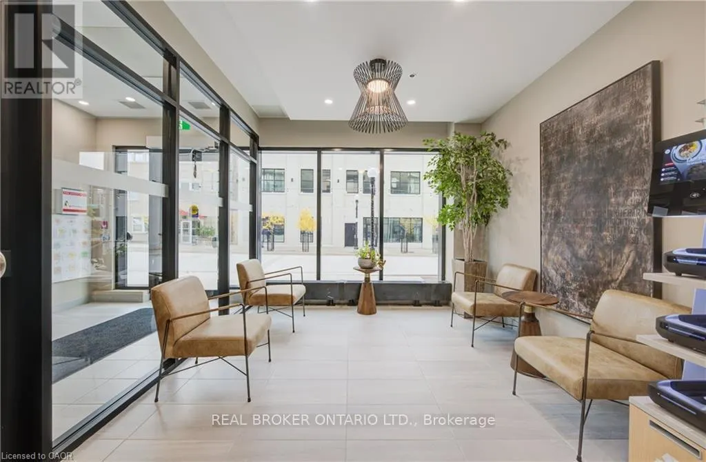 2405 - 60 CHARLES STREET W