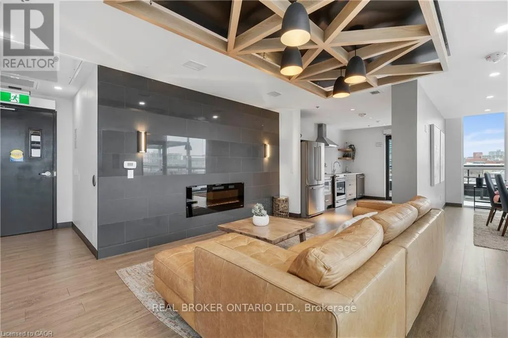 2405 - 60 CHARLES STREET W