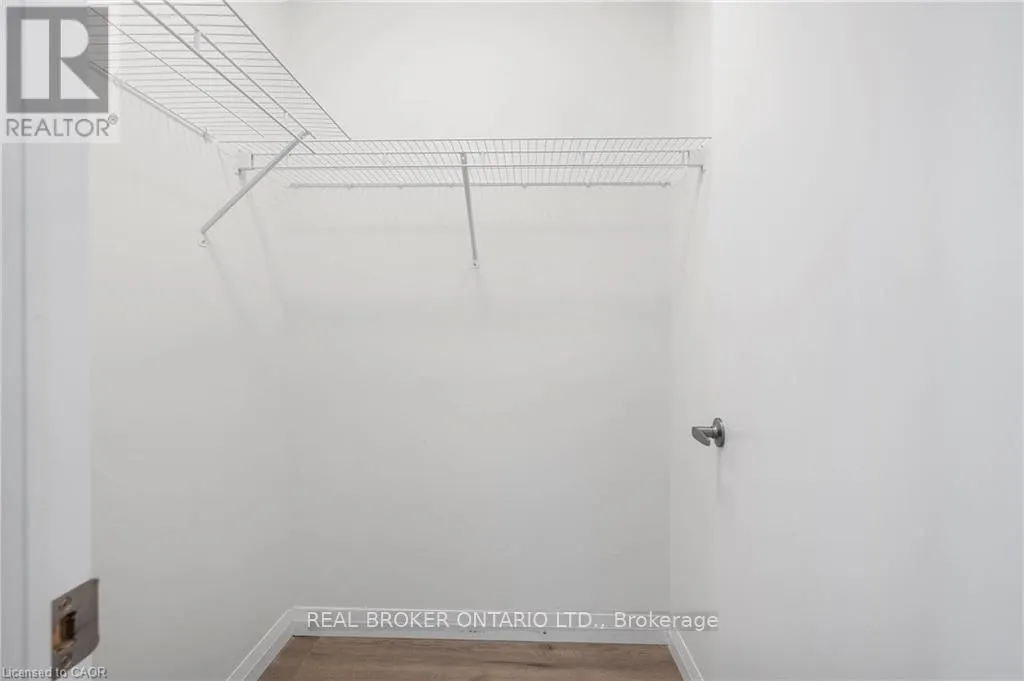2405 - 60 CHARLES STREET W