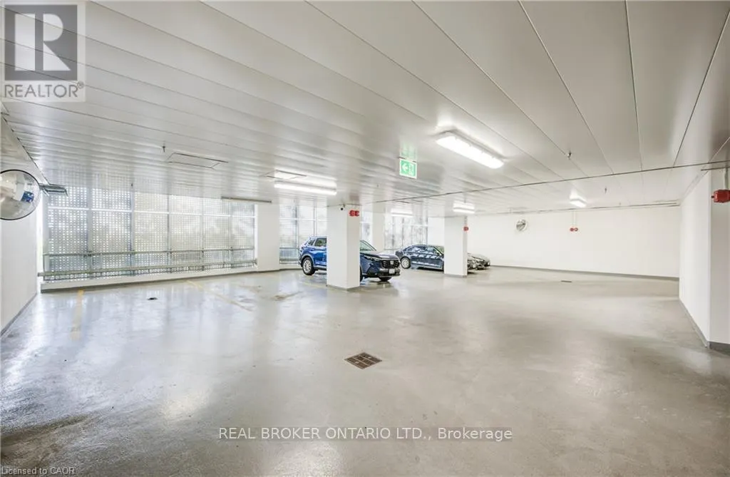2405 - 60 CHARLES STREET W