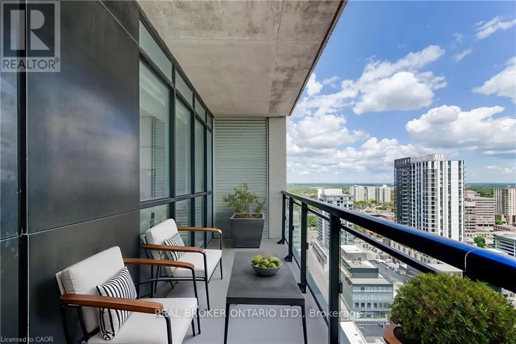 2405 - 60 CHARLES STREET W