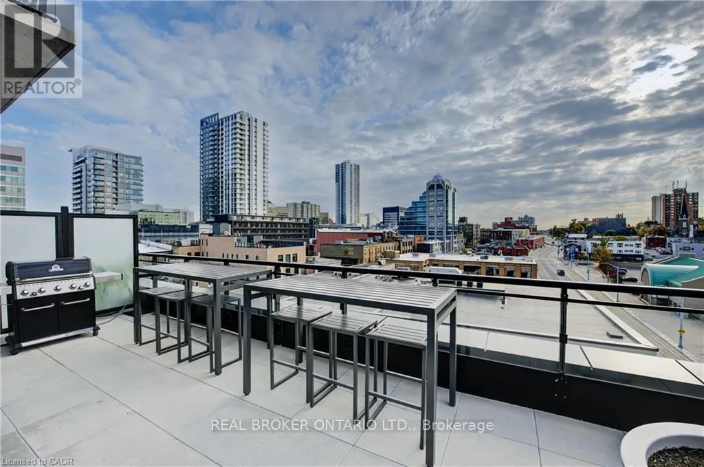 2405 - 60 CHARLES STREET W