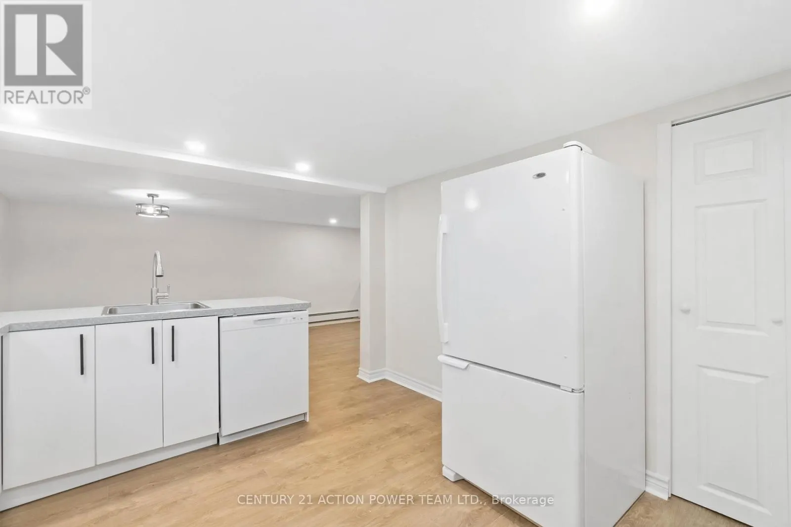B - 1493 MARIETTE STREET