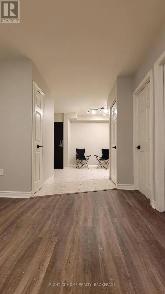 606 - 30 SUMMIT AVENUE, #606