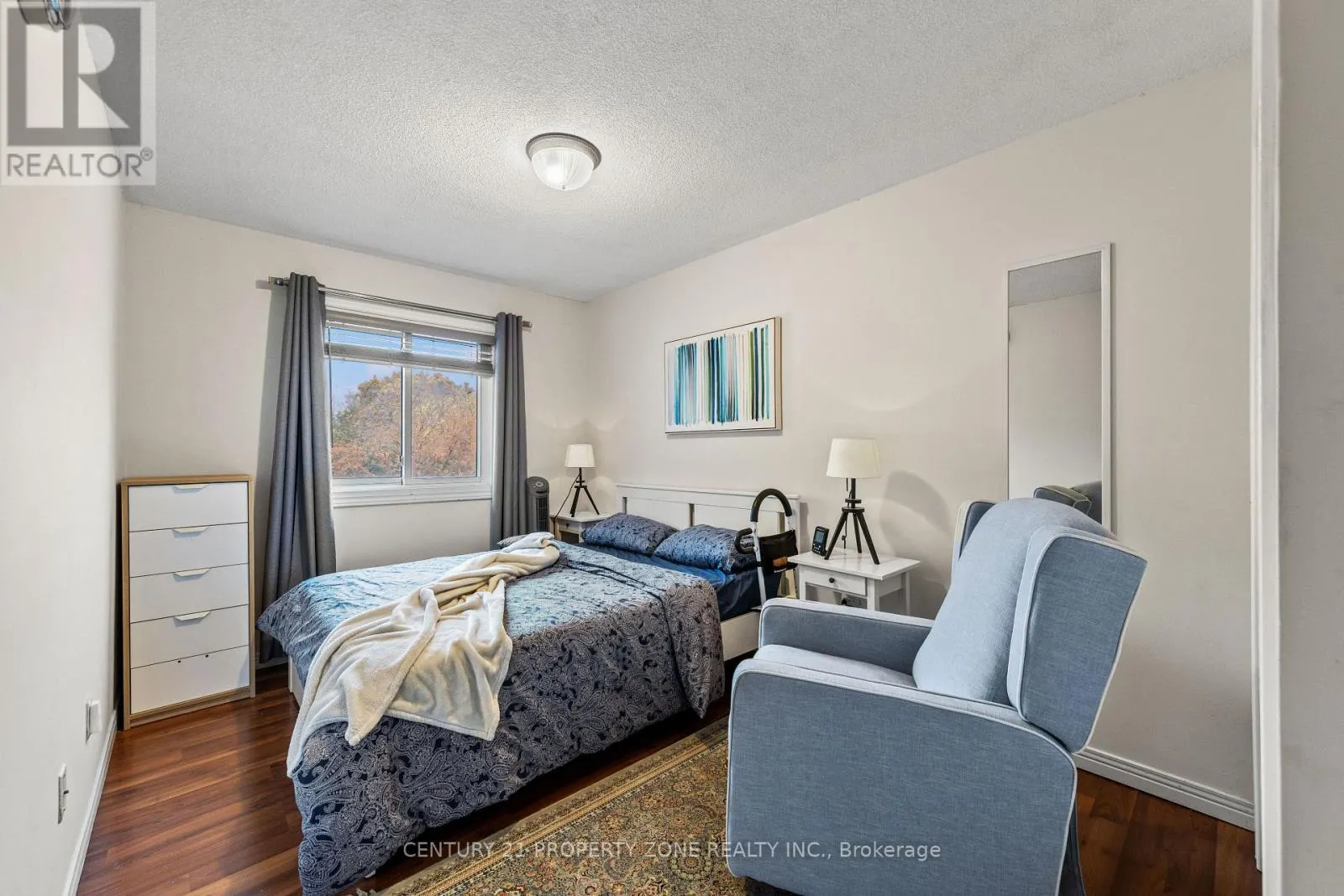 2 - 280 LIMERIDGE ROAD E