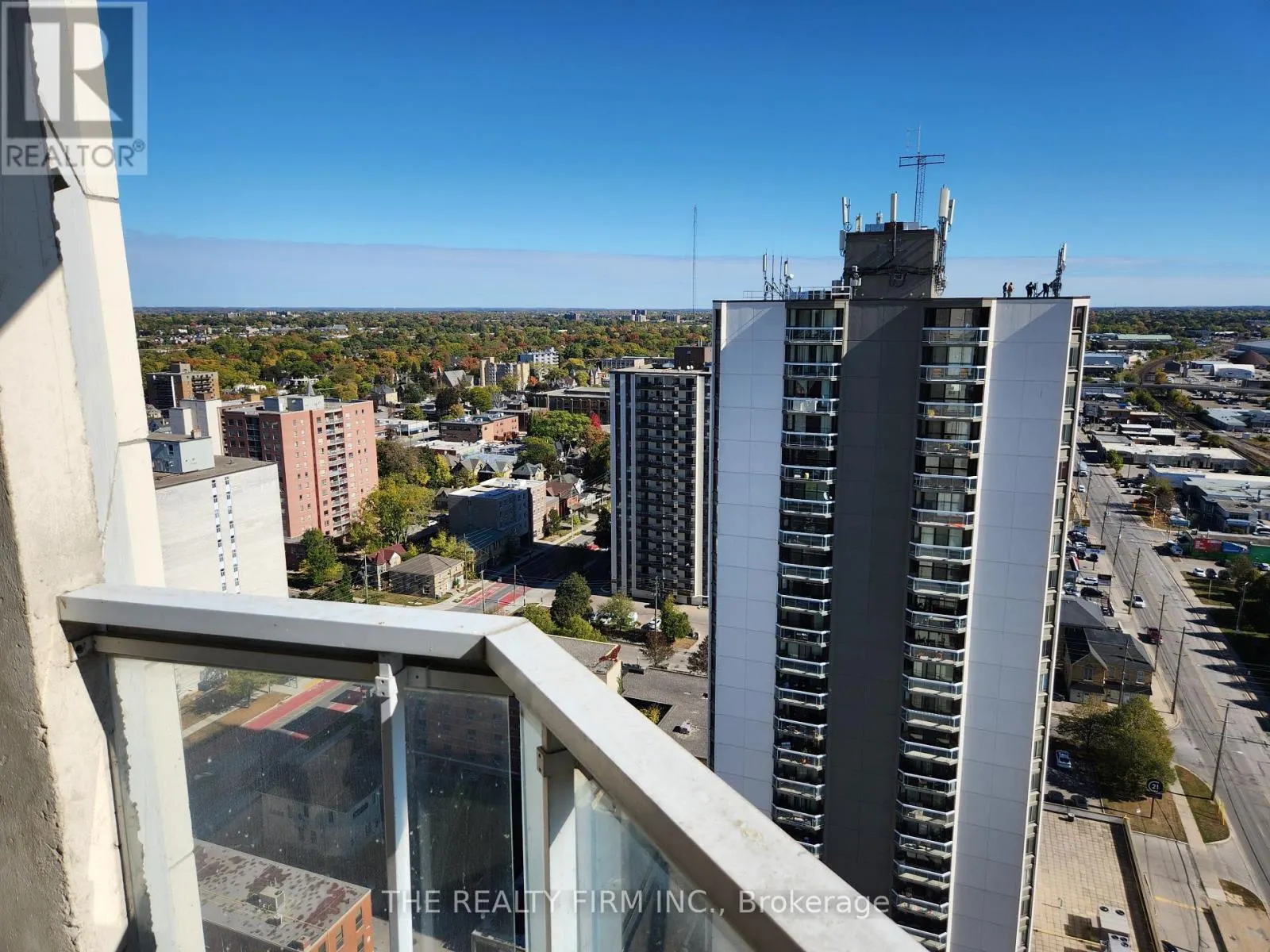 2605 - 323 COLBORNE STREET, #2605