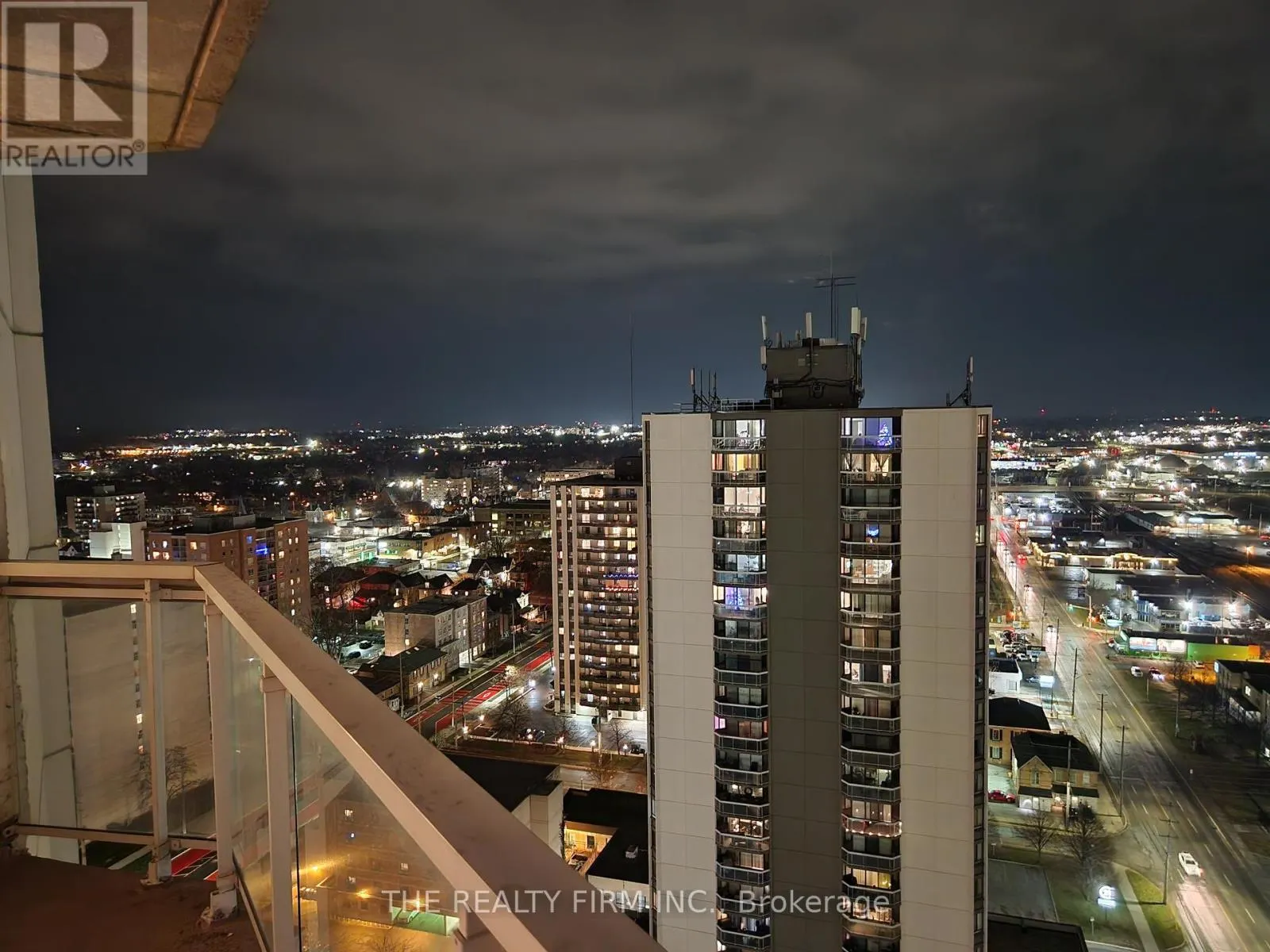 2605 - 323 COLBORNE STREET, #2605