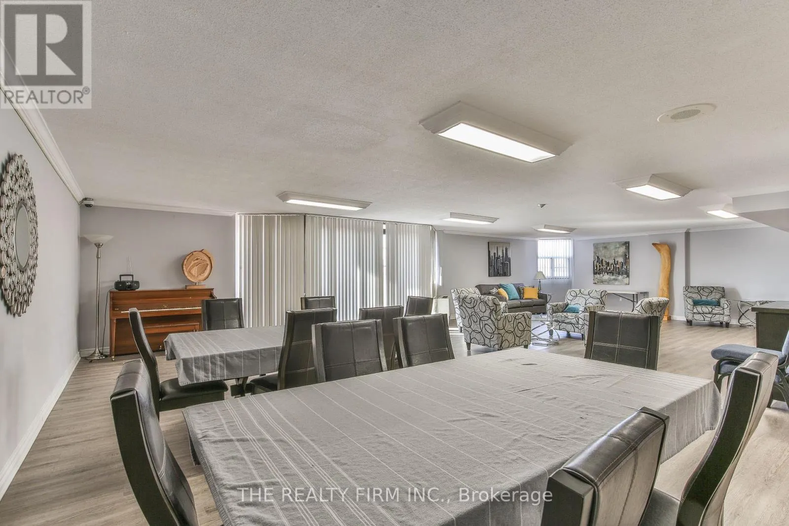 2605 - 323 COLBORNE STREET, #2605