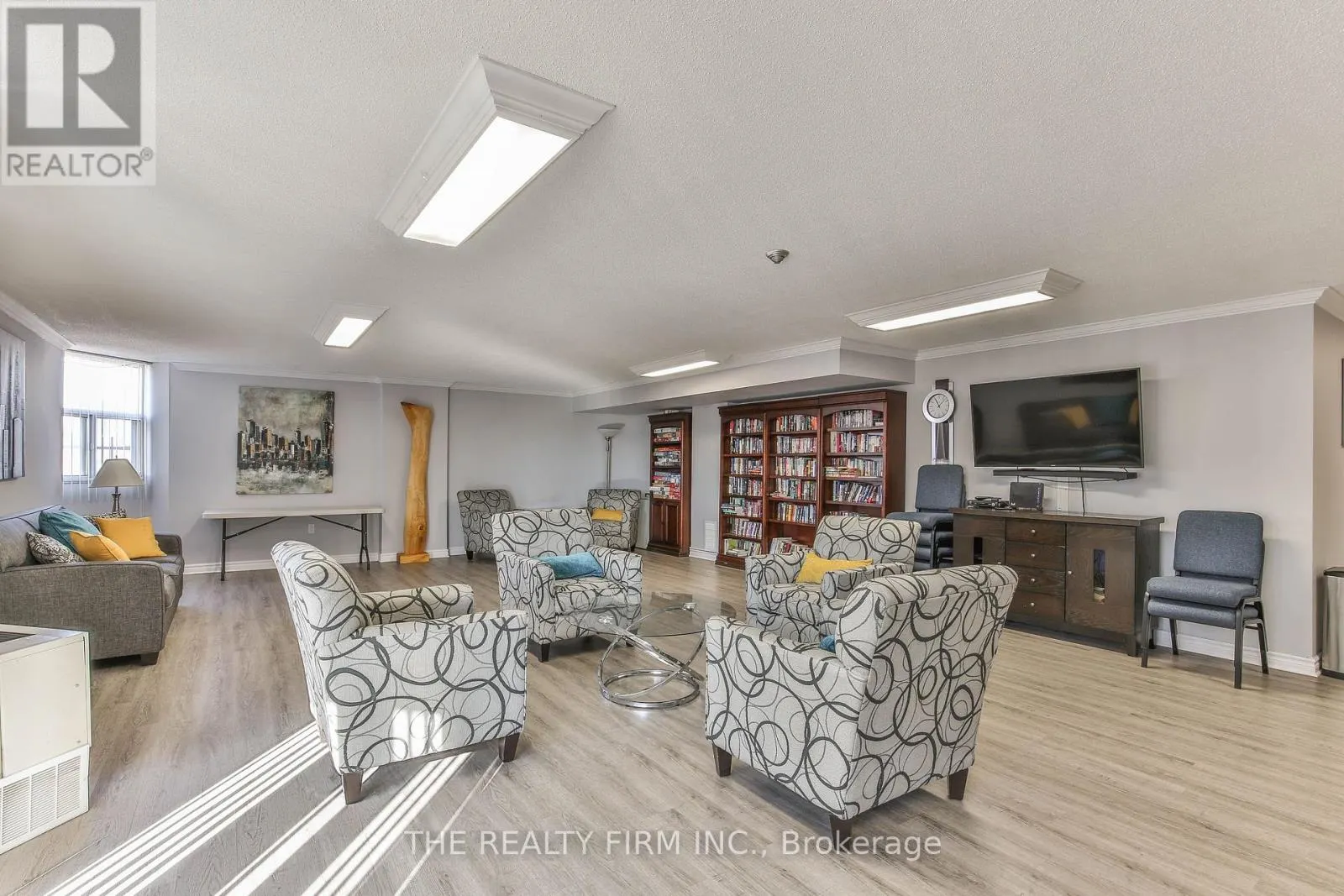2605 - 323 COLBORNE STREET, #2605