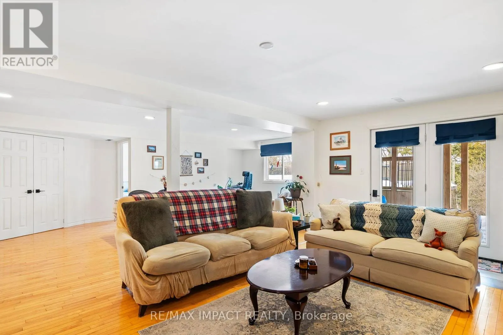 3 GIBSON PLACE