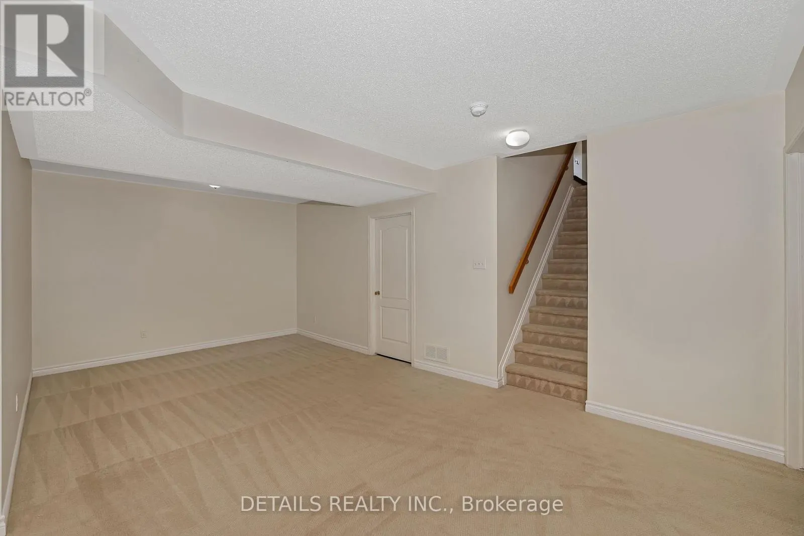 6121 BRISTLECONE WAY
