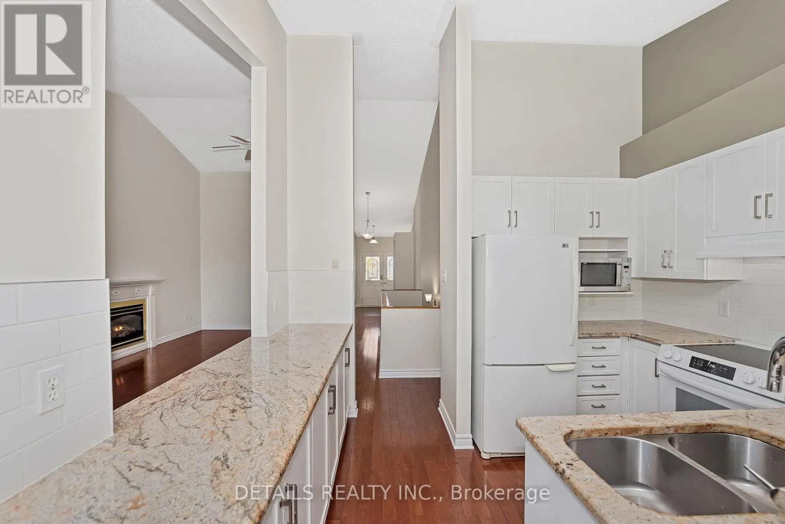6121 BRISTLECONE WAY
