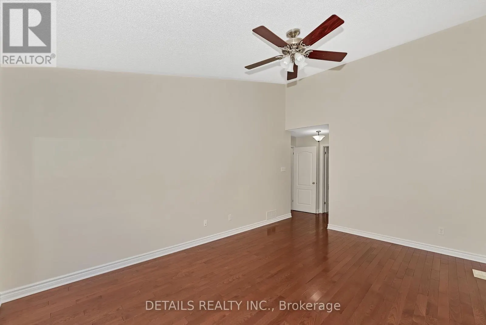 6121 BRISTLECONE WAY