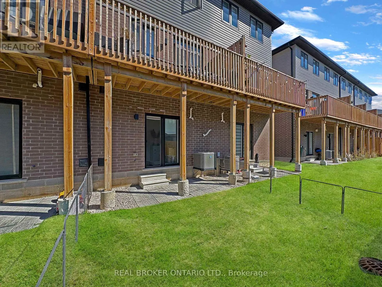 461 BLACKBURN DRIVE