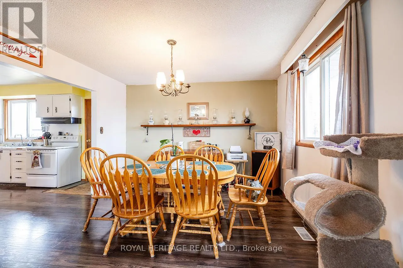 940 PORTAGE ROAD