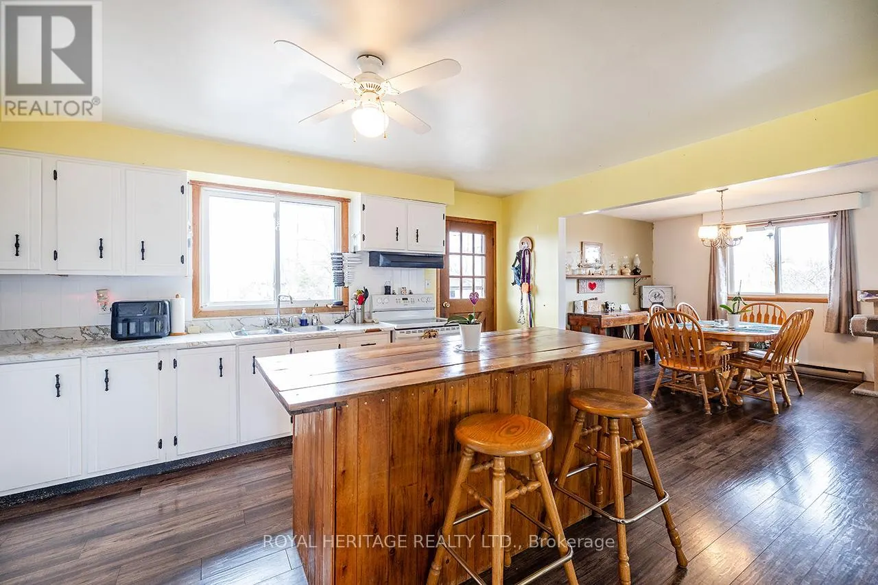 940 PORTAGE ROAD