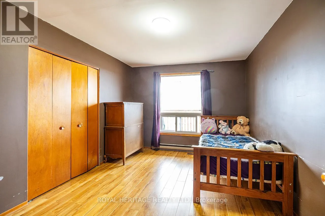 940 PORTAGE ROAD