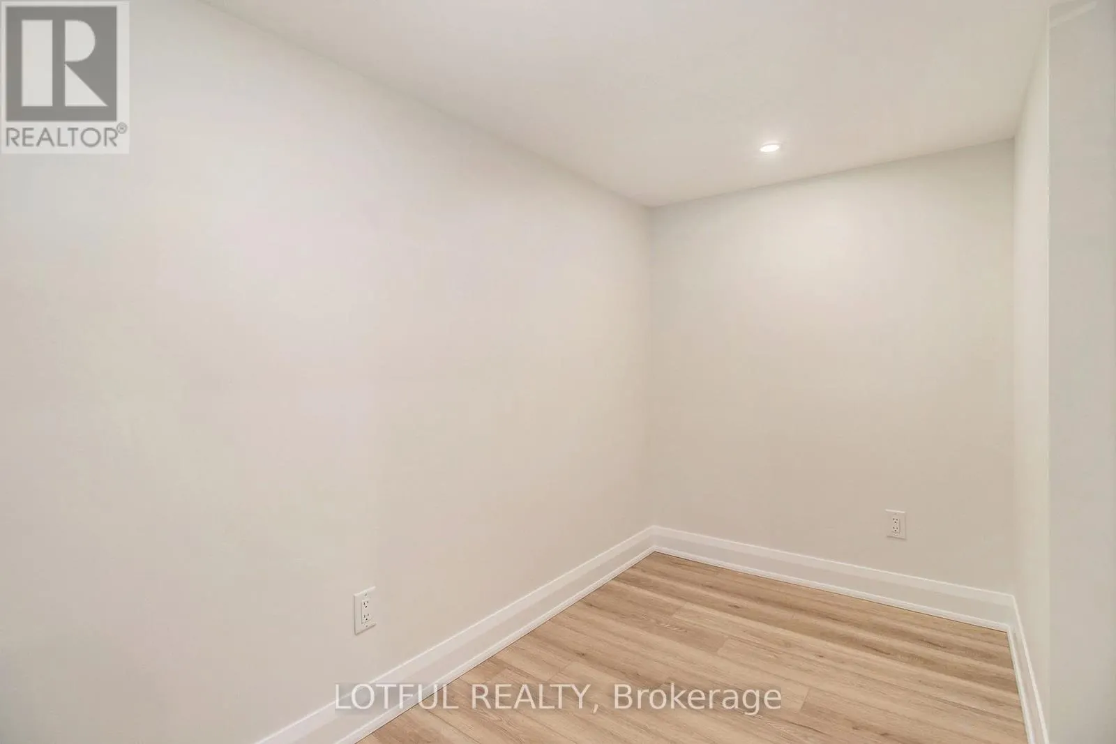 B - 411 LEIGHTON TERRACE