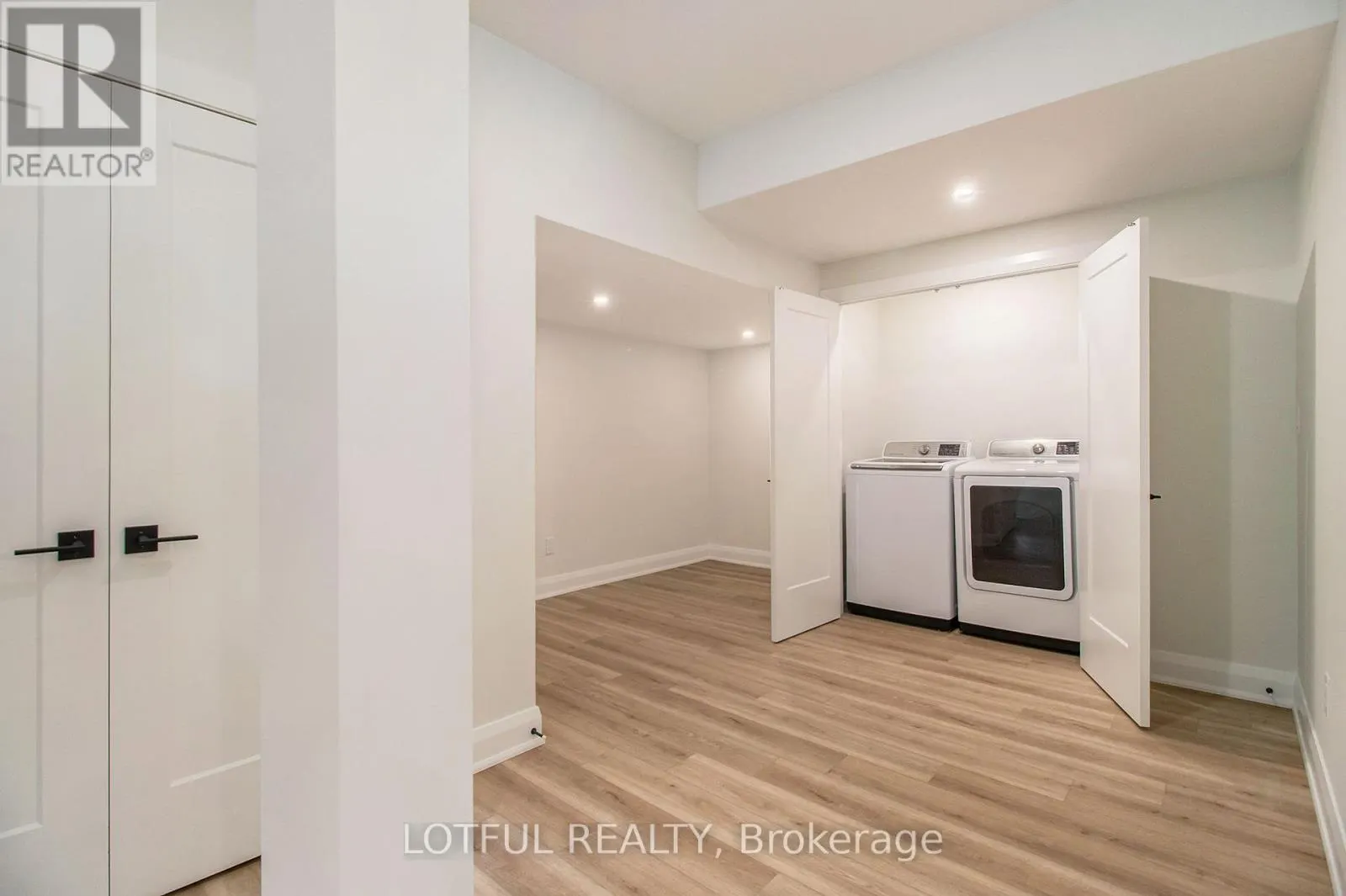 B - 411 LEIGHTON TERRACE