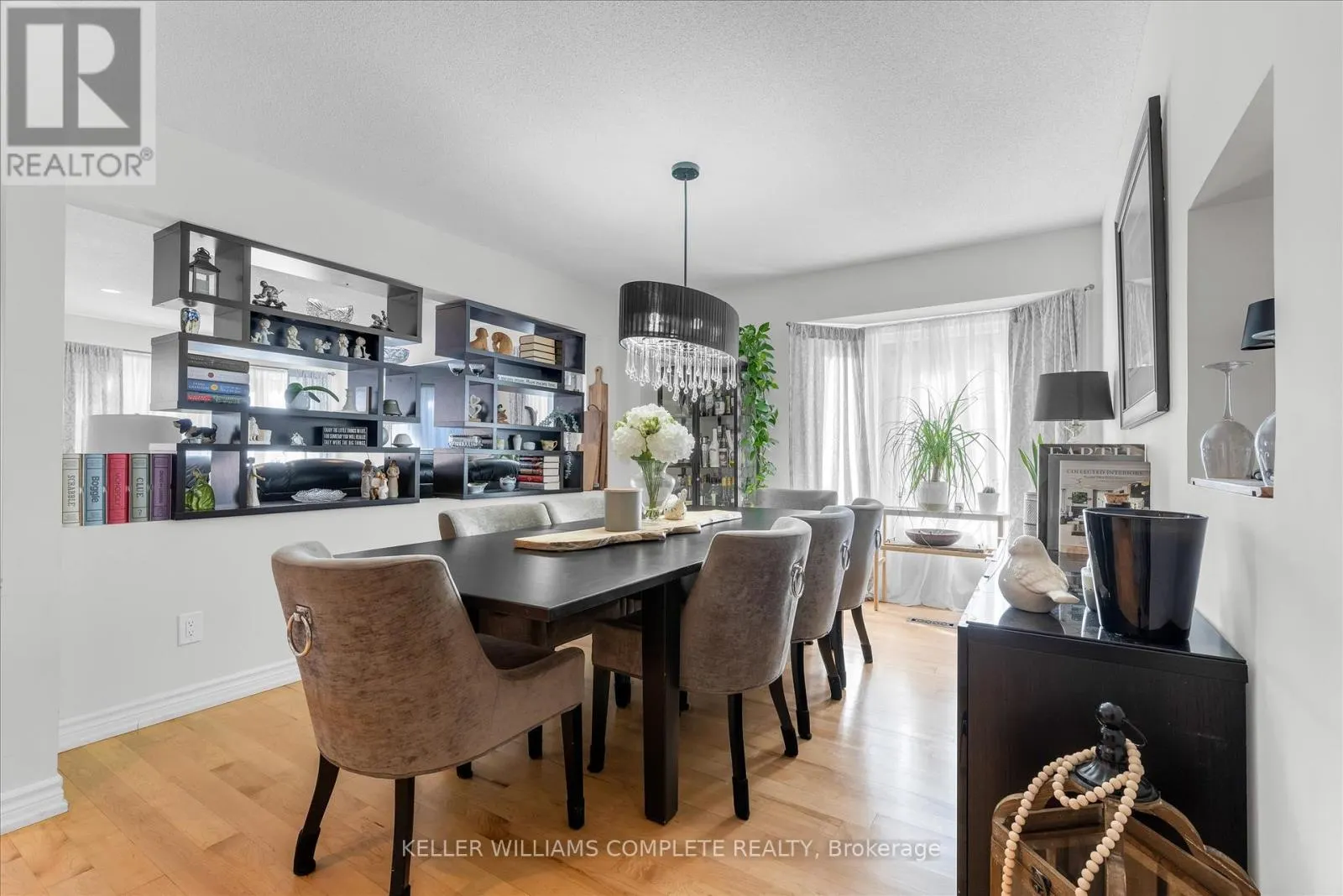 14 - 286 HAMILTON DRIVE