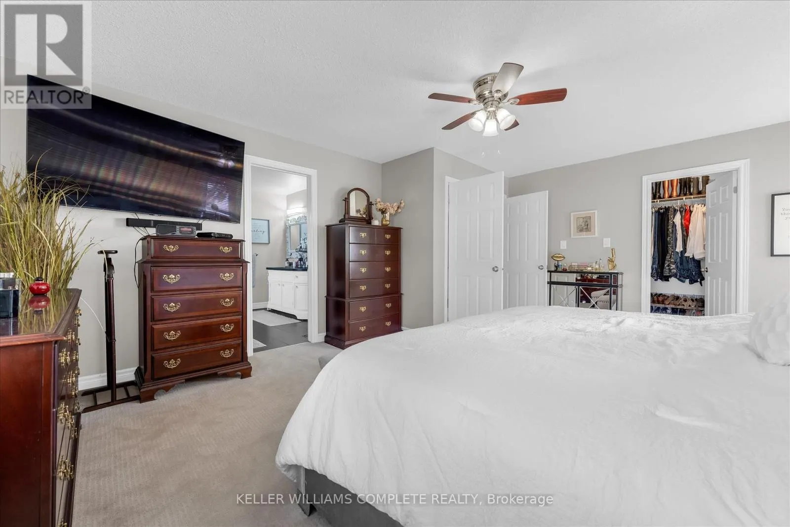 14 - 286 HAMILTON DRIVE