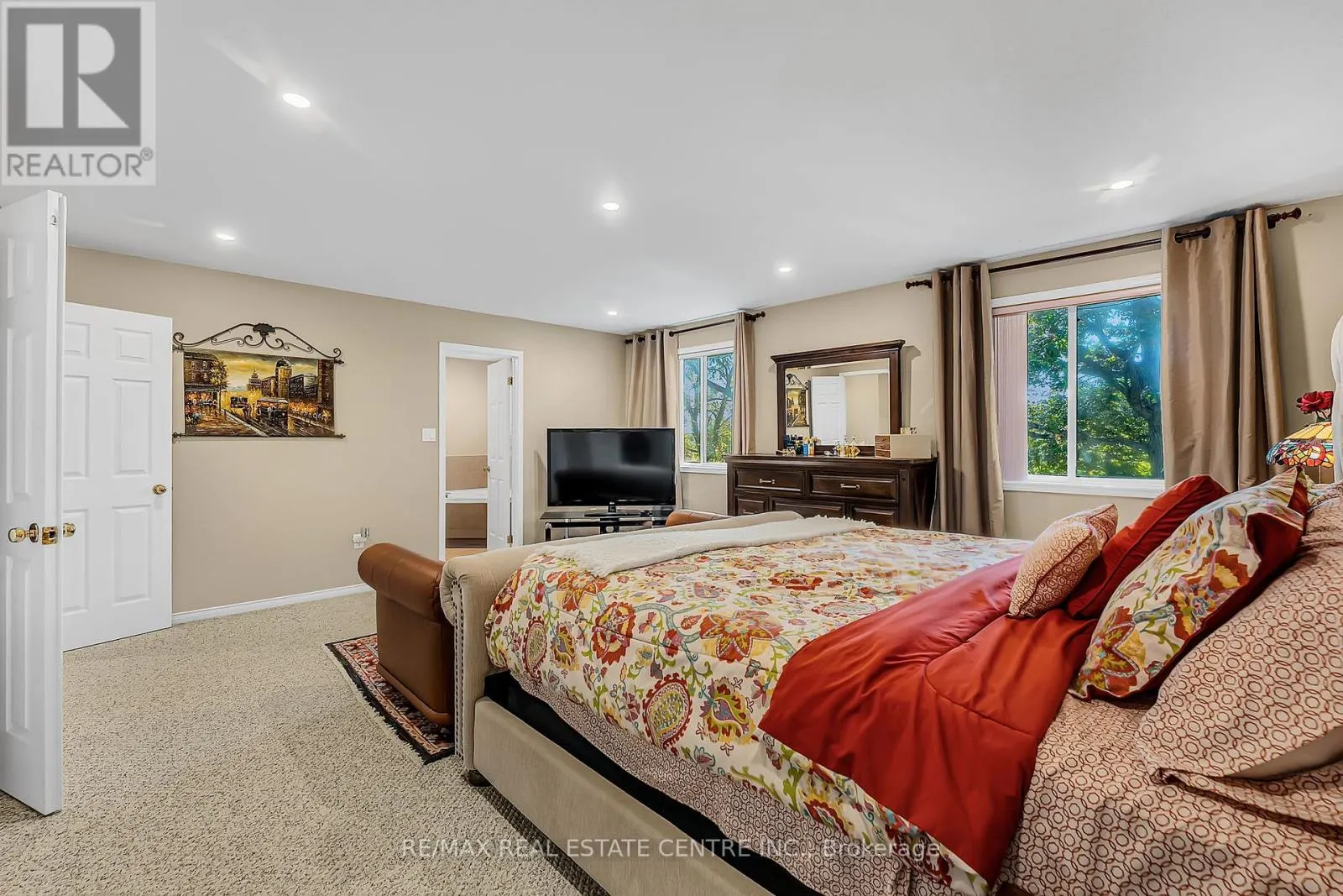 35 PANTANO DRIVE