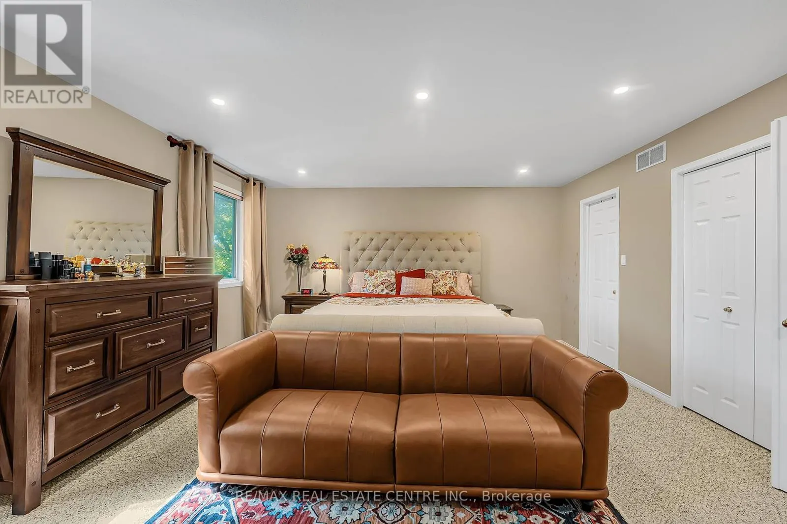35 PANTANO DRIVE