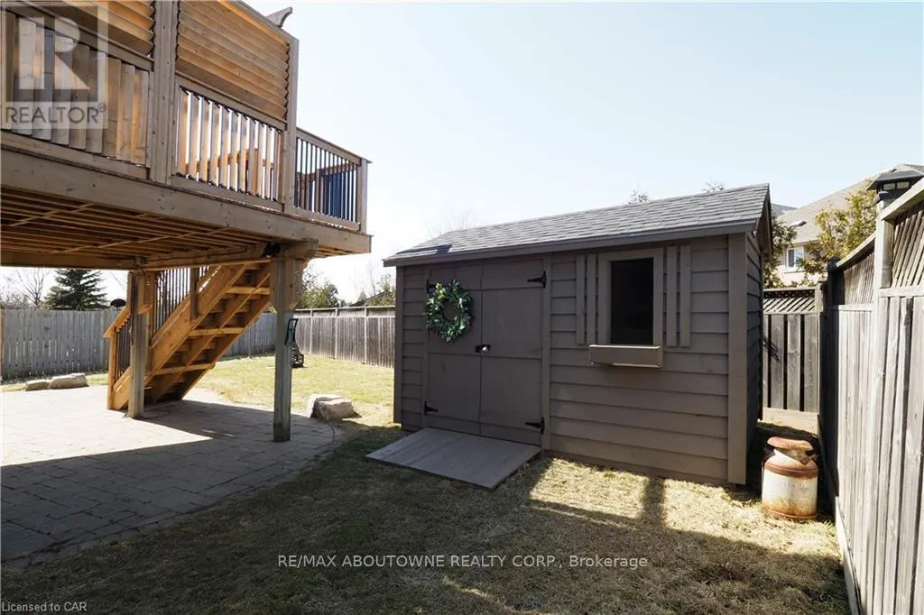 MAIN - 33 BOULDER CRESCENT