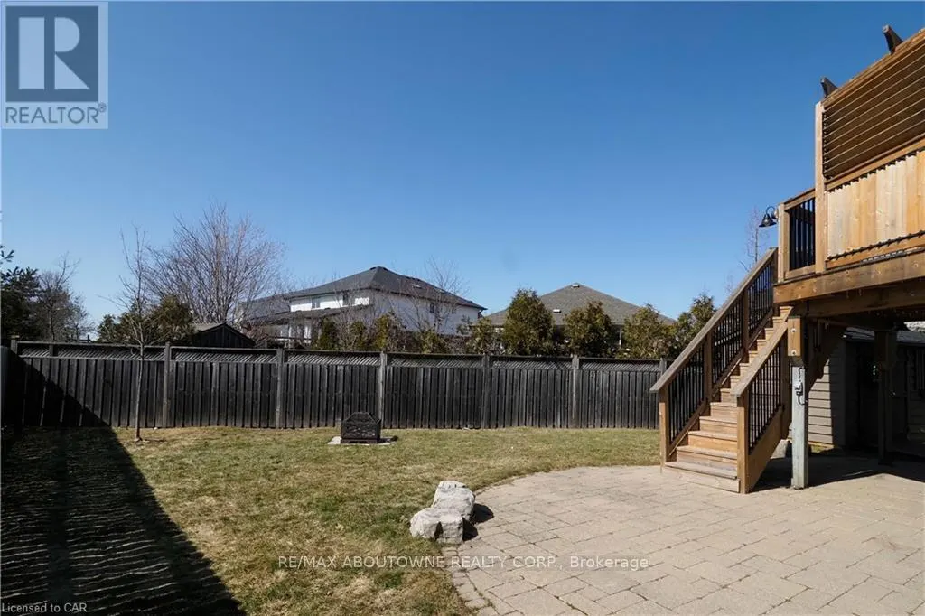 MAIN - 33 BOULDER CRESCENT