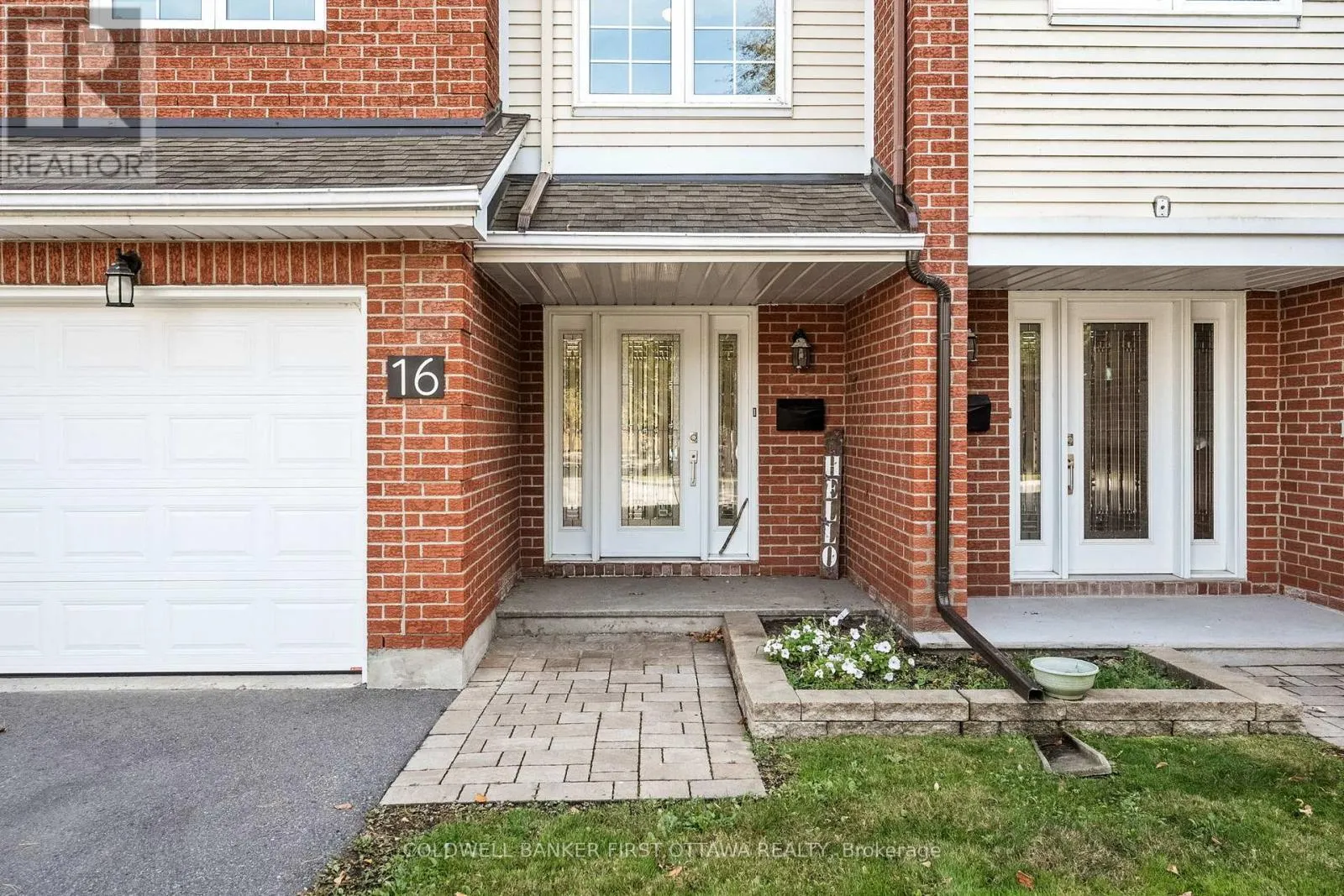 16 WRENWOOD CRESCENT
