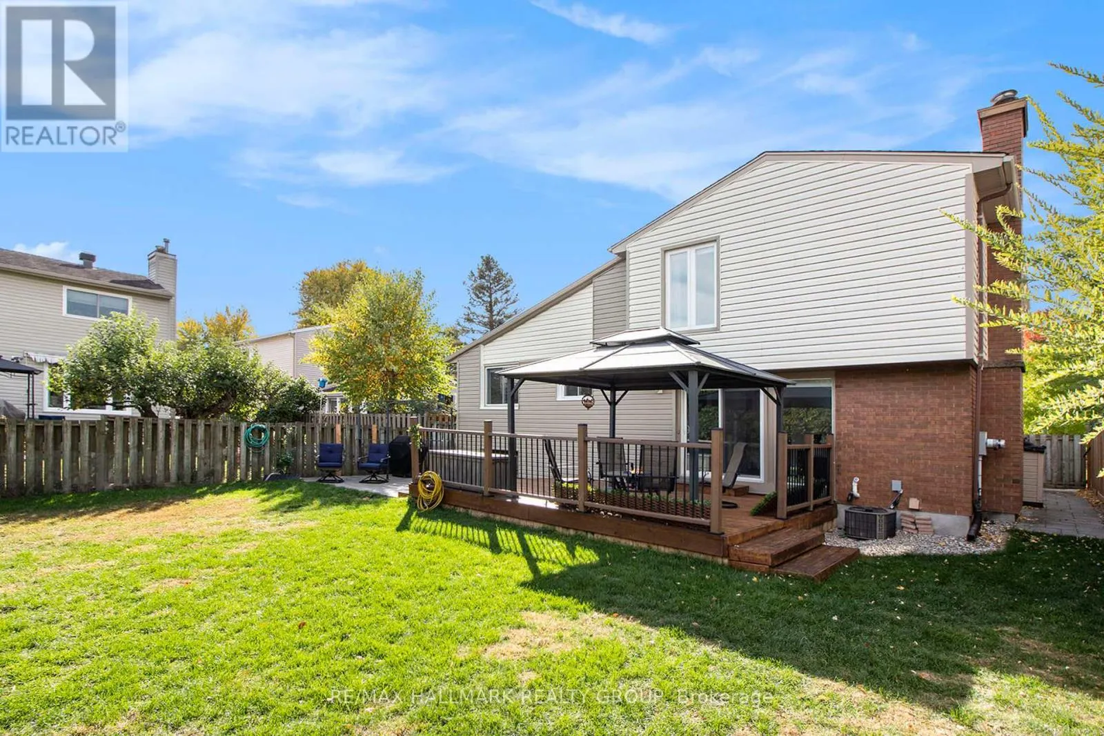 1118 CHATEAU CRESCENT
