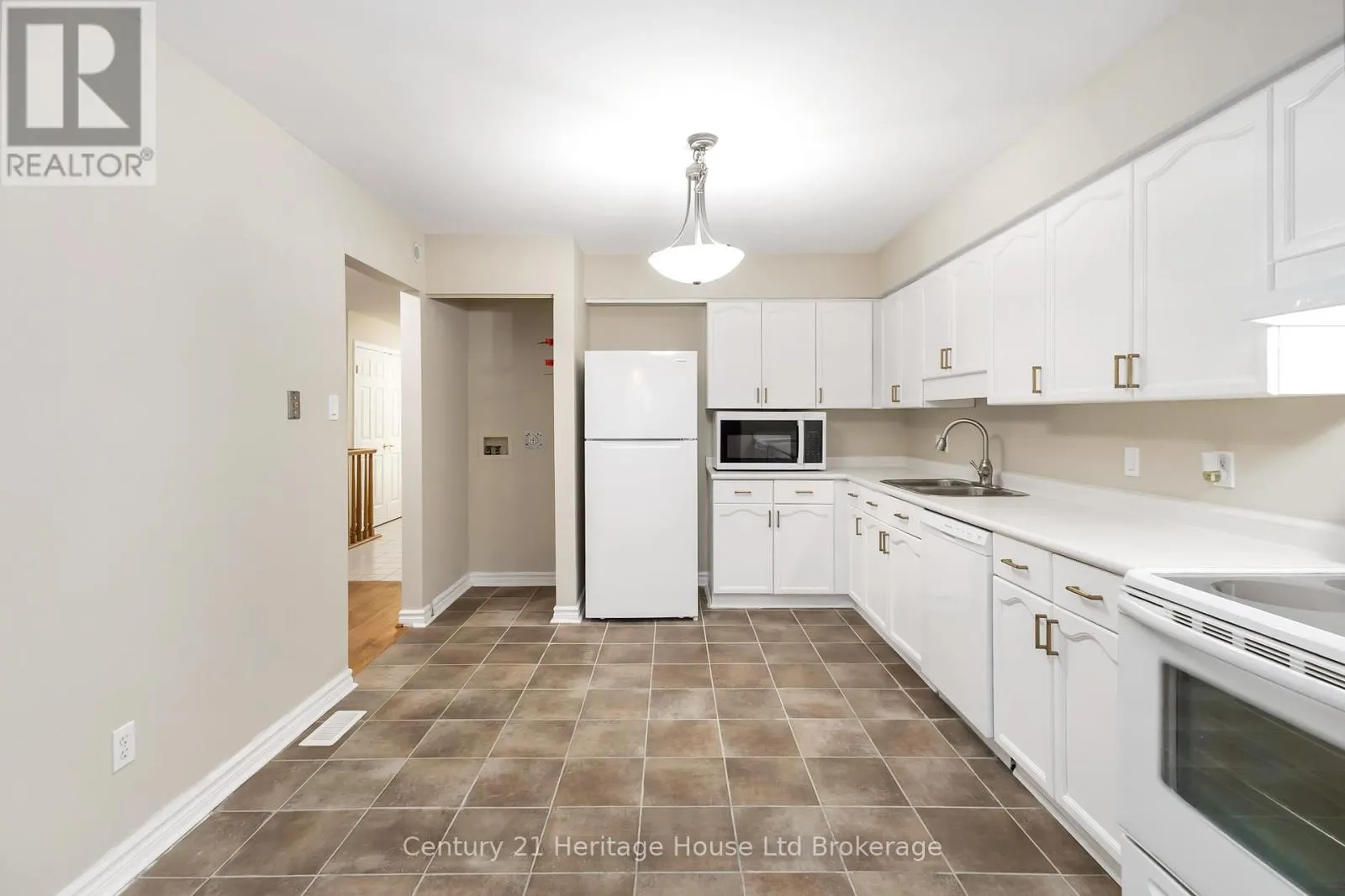 66 - 1500 RICHMOND STREET, #66