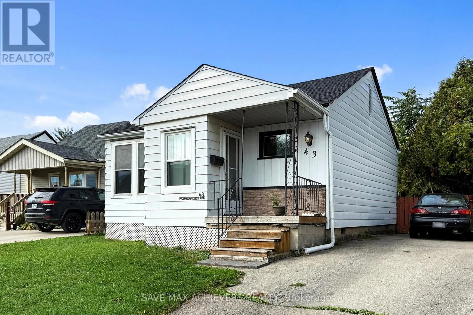 43 NORMANHURST AVENUE