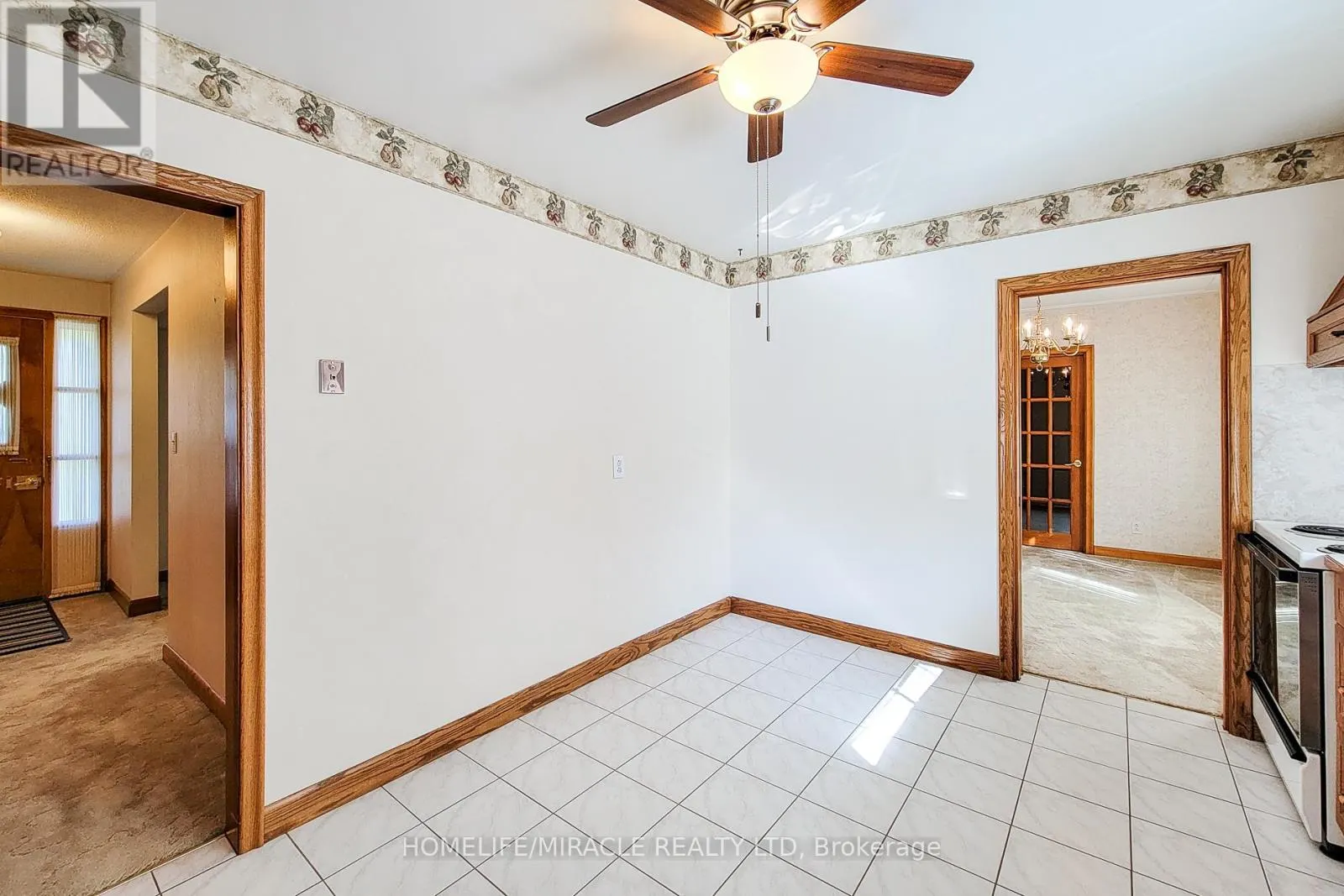 18 MANOR PLACE