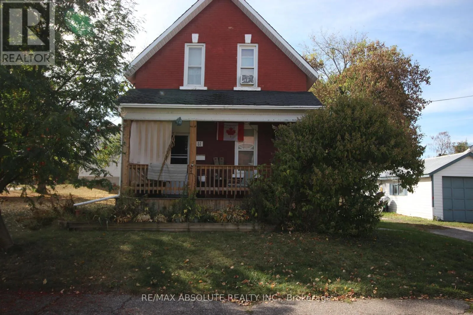 11 GOULD STREET